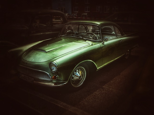 zelené auto